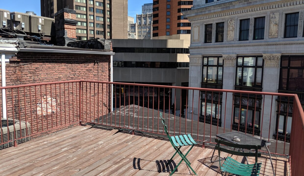 31 rooftop deck