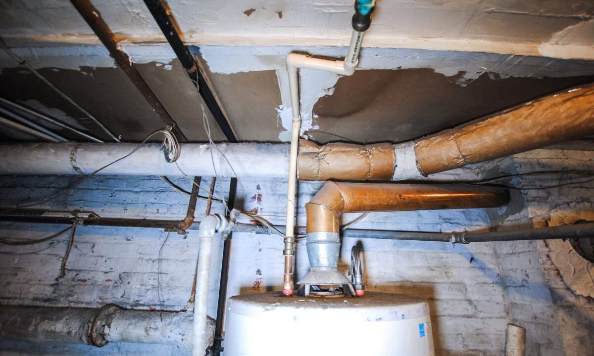 85 Asbestos pipe insulation 200116024833