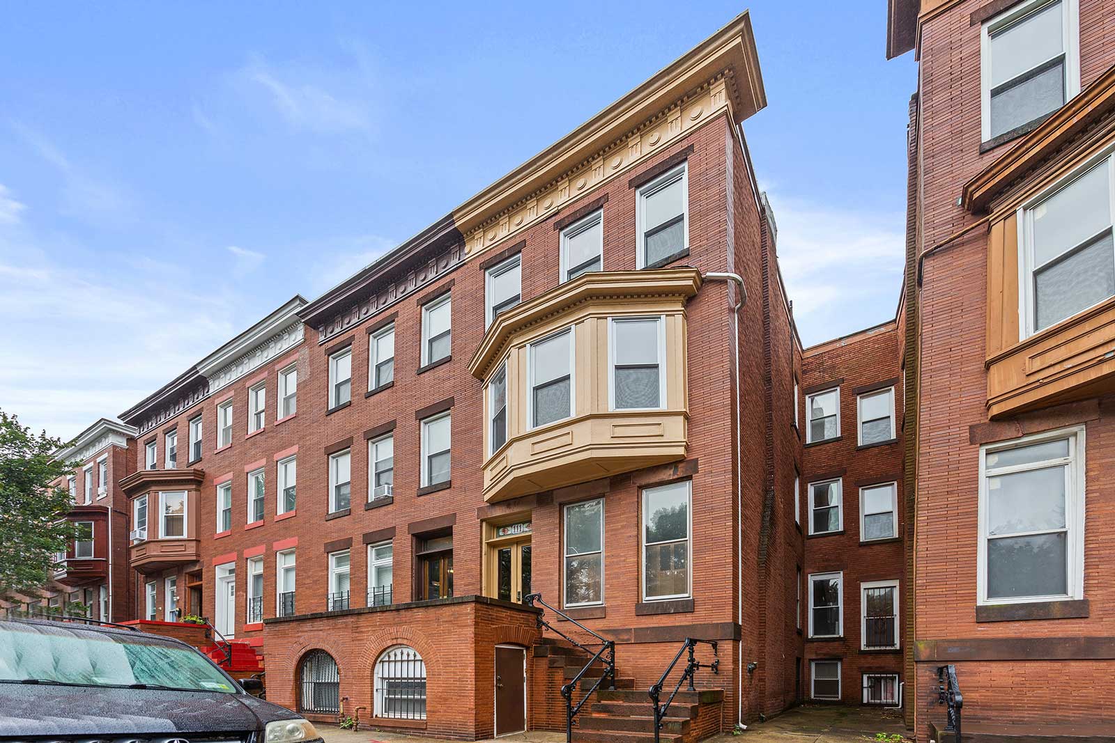 111 West 29th: 6 Apartments across from Wyman Park & Johns Hopkins